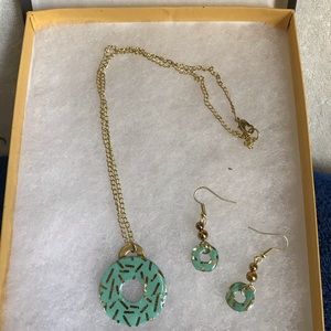 Washer handmade pendant and earring set teal/gold